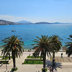 Pini 3* Sarandë